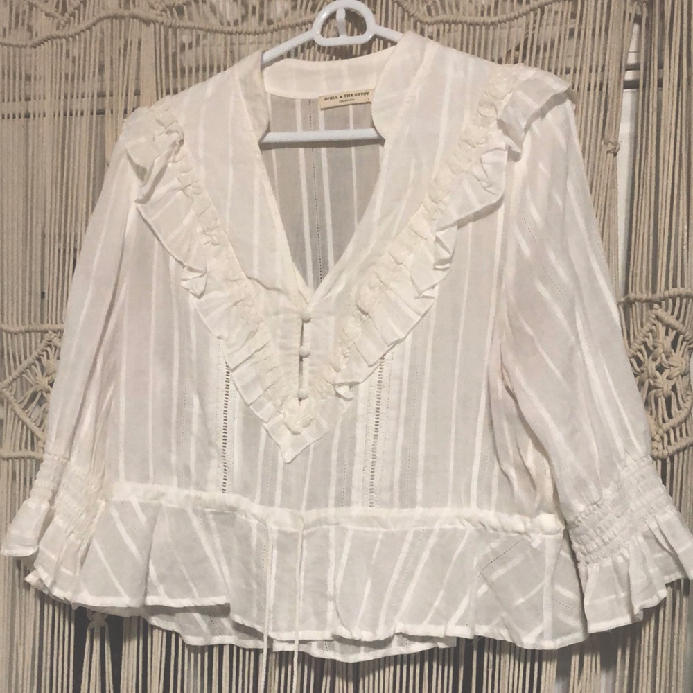 Spell and the gypsy top